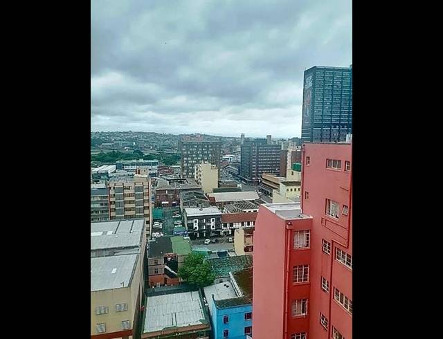 2 BEDROOM APARTMENT FOR SALE IN DURBAN CBD